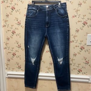 Women's Distressed KanCan Skinny Jeans size 30